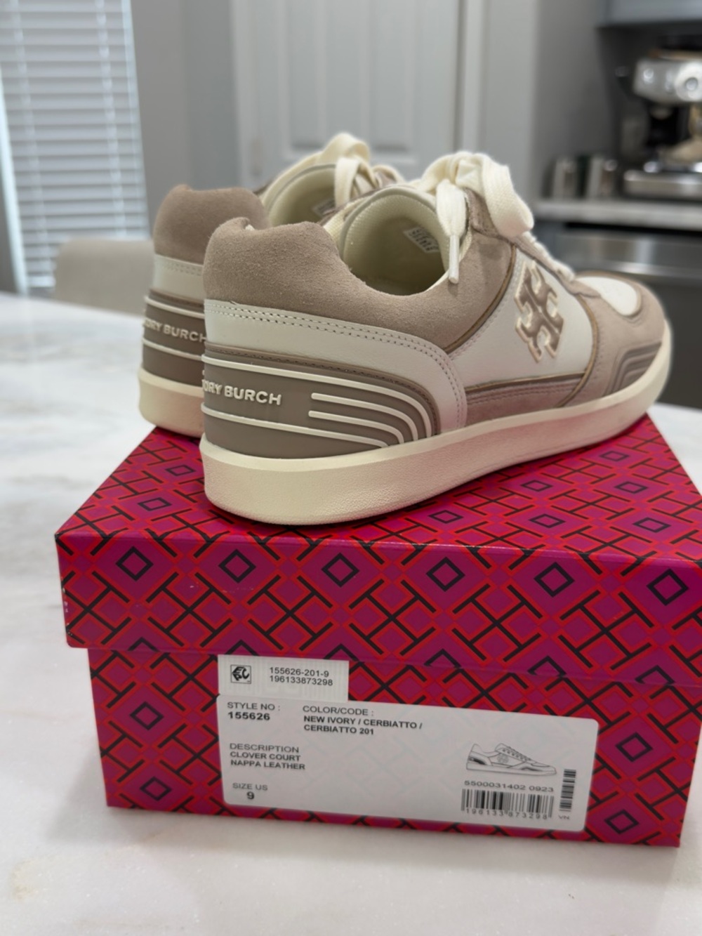 Tory Burch Beige  leather Logo Low-Top Sneakers - Picture 3 of 10